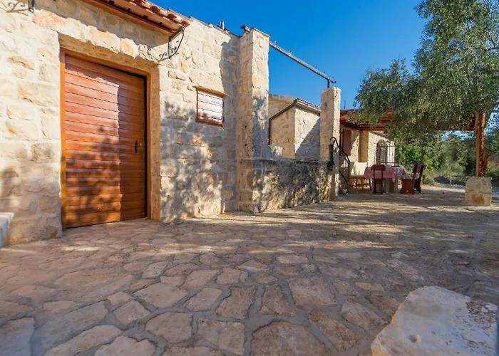 Stone House Lozica