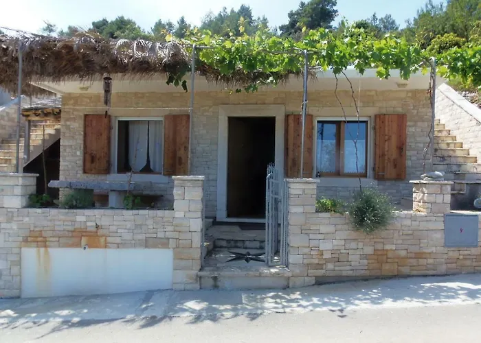 Stiniva-Stone House