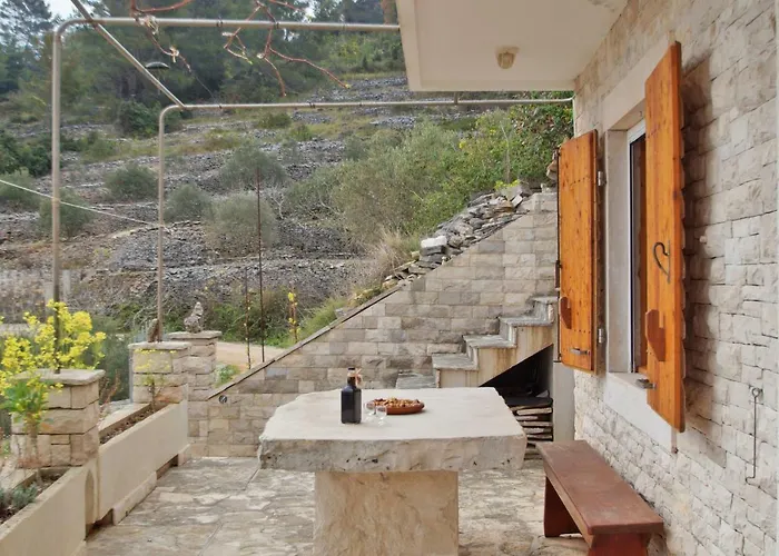 Stiniva-Stone House